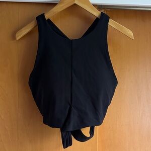 Athleta Sports Bra / Cropped Top